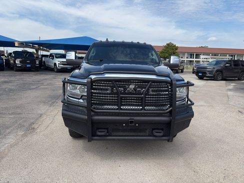 Used 2023 RAM 3500 Laramie AWD/4WD image 2