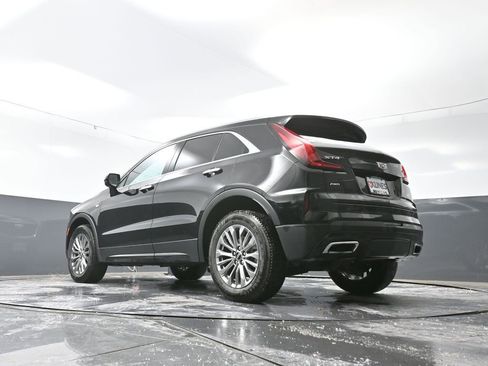 Used 2025 Cadillac XT4 Premium Luxury image 56