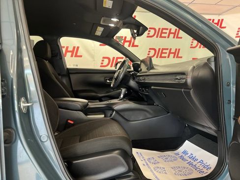 Used 2024 Honda HR-V Sport image 12