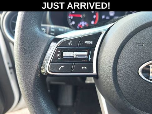 Used 2021 Kia Forte LXS FWD image 10