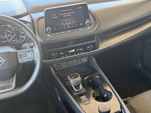 Used 2026 Nissan Rogue SV AWD/4WD image 19