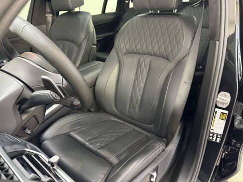 Used 2025 BMW X7 M60i w/ Executive Package AWD/4WD image 19