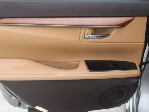 Used 2016 Lexus ES 350 image 16