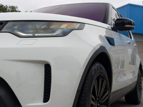 Used 2018 Land Rover Discovery HSE AWD/4WD image 5