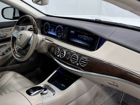 Used 2016 Mercedes-Benz S 550 Sedan image 22