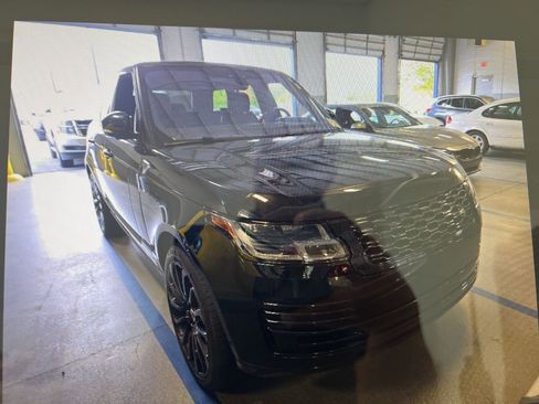 Used 2018 Land Rover Range Rover Supercharged AWD/4WD image 5