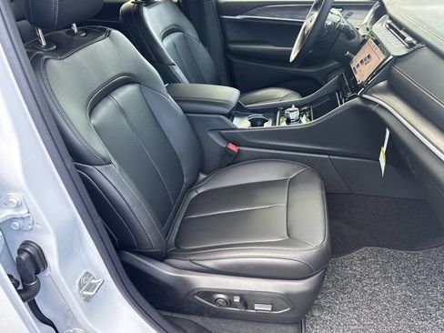 New 2026 Jeep Grand Cherokee Limited AWD/4WD image 13