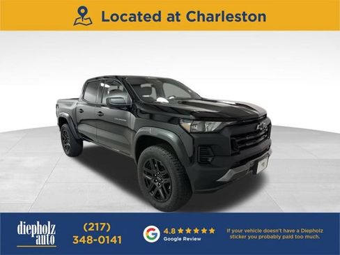 Used 2025 Chevrolet Colorado Trail Boss AWD/4WD image 1