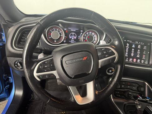Used 2015 Dodge Challenger SXT Plus w/ Sound Group II RWD image 20