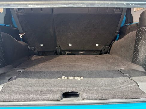 Used 2017 Jeep Wrangler Unlimited Sport w/ Quick Order Package 24S image 28