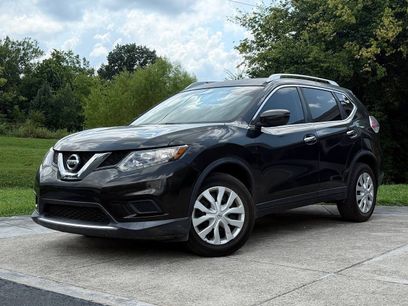 Used 2016 Nissan Rogue S w/ Appearance Package