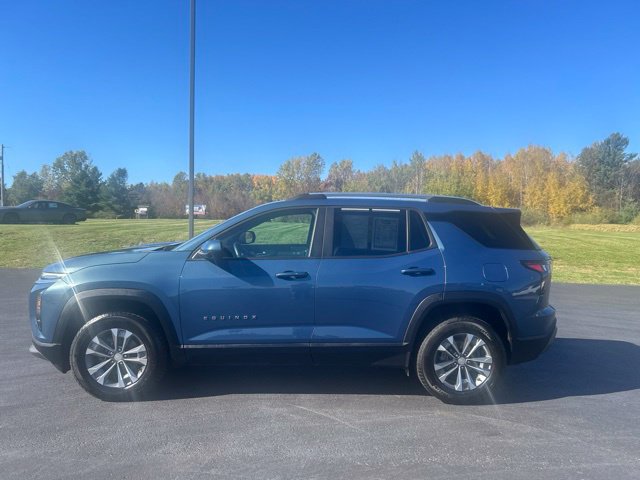 Used 2025 Chevrolet Equinox LT w/ Convenience Package II AWD/4WD image 3