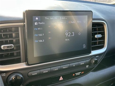 Used 2022 Hyundai Venue SE w/ Cargo Package image 12