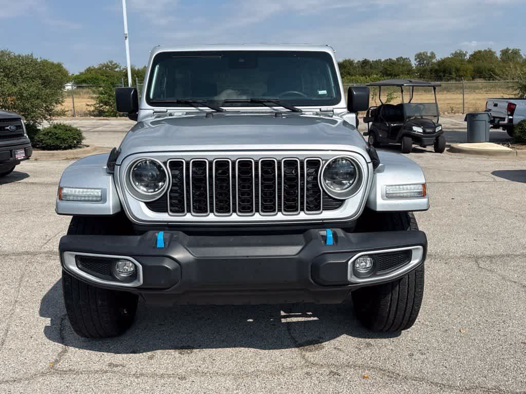 Used 2024 Jeep Wrangler Unlimited Sahara AWD/4WD image 8