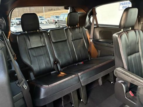 Used 2019 Dodge Grand Caravan GT image 29