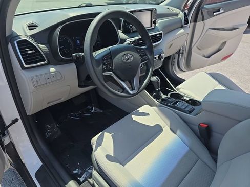 Used 2019 Hyundai Tucson SE FWD image 16