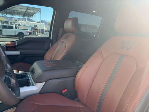 Used 2020 Ford F350 King Ranch w/ King Ranch Ultimate Package AWD/4WD image 12
