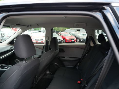 Used 2023 Nissan Rogue S AWD/4WD image 20