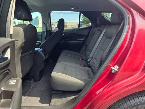 Used 2018 Chevrolet Equinox LT AWD/4WD image 14