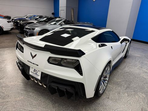 Used 2019 Chevrolet Corvette Z06 image 30