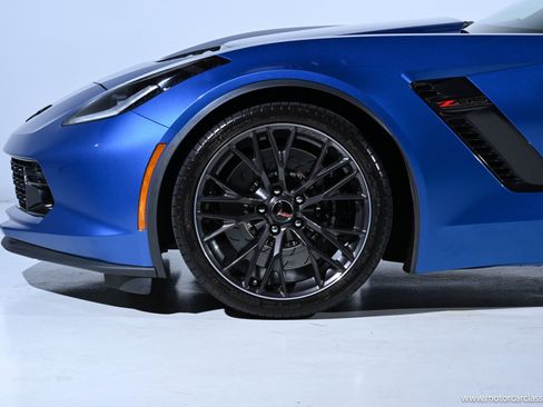 Used 2016 Chevrolet Corvette Z06 w/ 3LZ Preferred Equipment Group RWD image 26