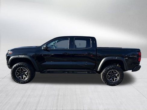 Used 2024 Chevrolet Colorado ZR2 w/ ZR2 Convenience Package III image 9