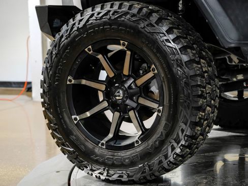 Used 2019 Jeep Wrangler Unlimited Sport S AWD/4WD image 52