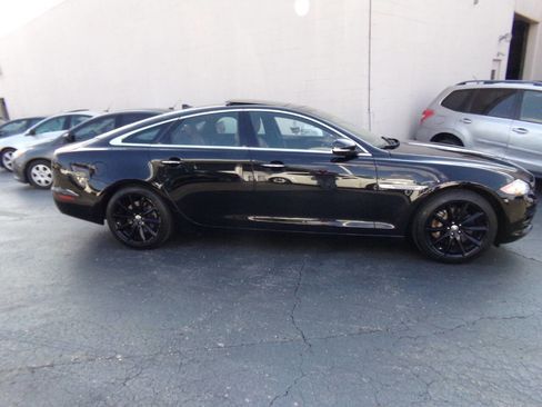 Used 2013 Jaguar XJ AWD image 63