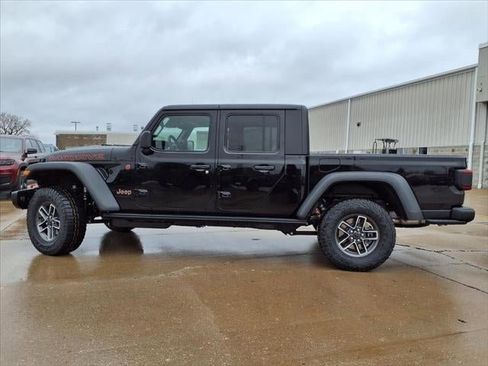 New 2026 Jeep Gladiator Mojave w/ Steel Bumper Group image 61