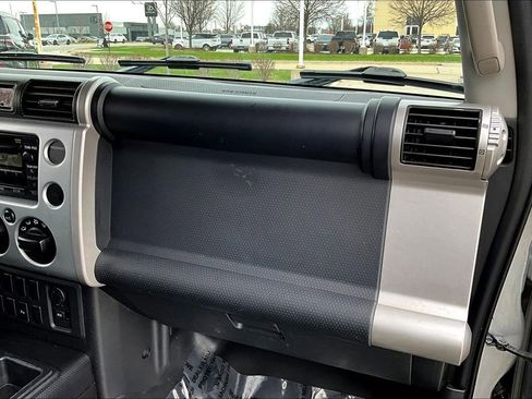 Used 2007 Toyota FJ Cruiser 2WD image 26