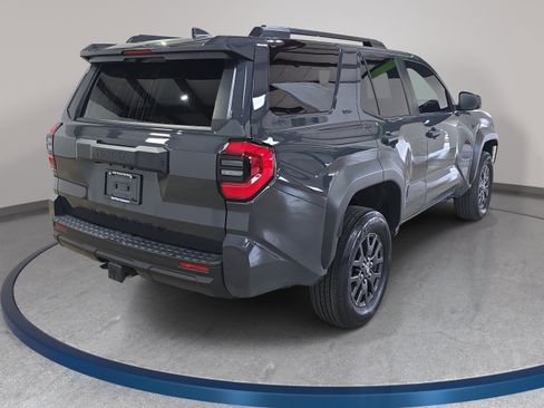 Used 2025 Toyota 4Runner SR5 AWD/4WD image 6