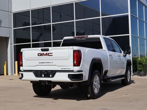 Used 2022 GMC Sierra 3500 Denali AWD/4WD image 7