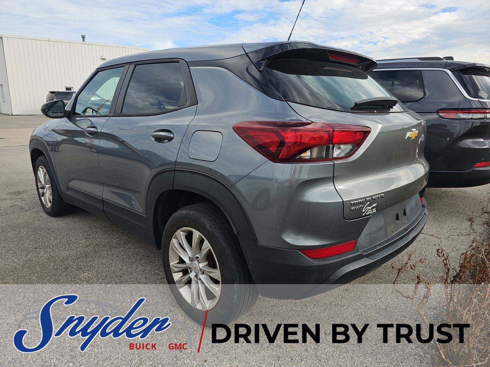 Used 2021 Chevrolet TrailBlazer LS AWD/4WD image 5