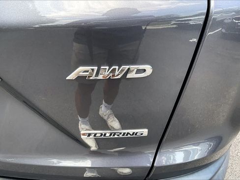 Used 2020 Honda CR-V Touring image 9