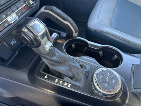 Used 2021 Ford Bronco First Edition AWD/4WD image 24