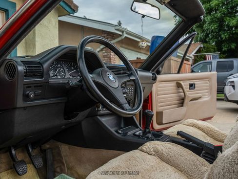 Used 1988 BMW 325i Convertible RWD image 28