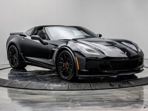 Used 2016 Chevrolet Corvette Z06 w/ 2LZ Preferred Equipment Group RWD image 29