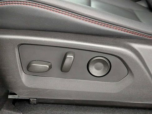 Certified 2024 GMC Canyon AT4X image 18