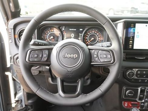 New 2026 Jeep Gladiator Mojave image 24