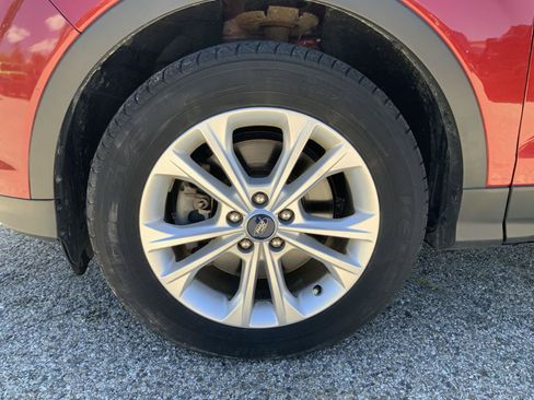 Used 2019 Ford Escape SEL AWD/4WD image 14
