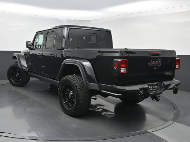 Used 2022 Jeep Gladiator Rubicon w/ Dual Top Group AWD/4WD image 4