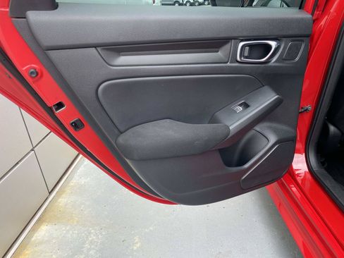 Used 2022 Honda Civic Sport image 12