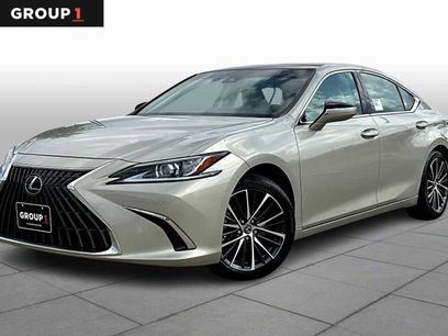 Certified 2025 Lexus ES 350 w/ Premium Package