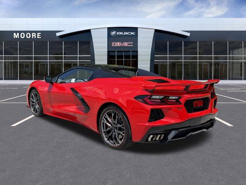 Used 2025 Chevrolet Corvette Stingray Preferred Conv w/ Z51 Performance Package RWD image 5