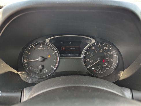 Used 2019 Nissan Pathfinder S FWD image 21