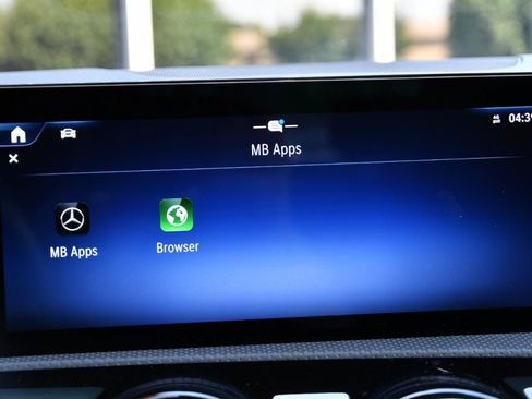 Used 2025 Mercedes-Benz CLA 250 4MATIC image 14