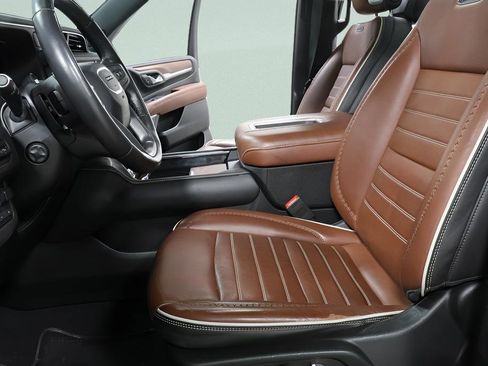 Used 2024 GMC Yukon XL Denali Ultimate image 22