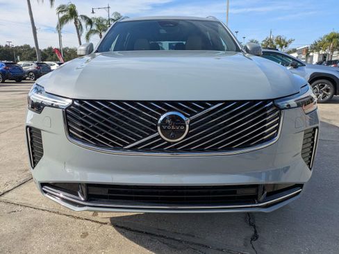 New 2026 Volvo XC90 B6 Plus w/ Protection Package Premier image 9