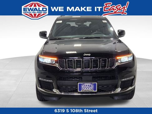 New 2025 Jeep Grand Cherokee L Limited w/ Trailer Tow Package image 15