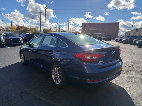 Used 2017 Hyundai Sonata SE image 5